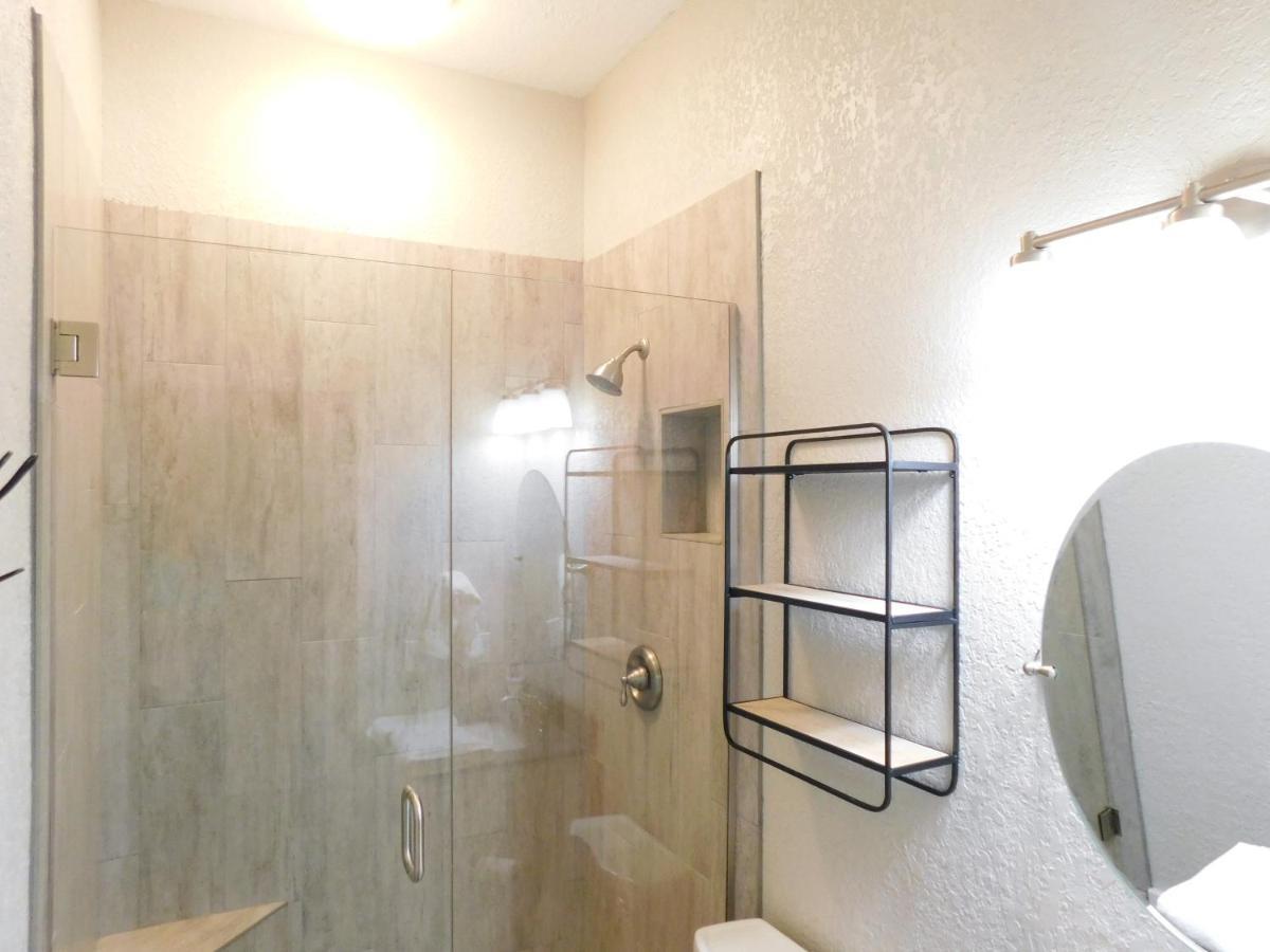 Budget Friendly Condo Within Walking Distance To The Beach! Галф Шорс Екстериор снимка