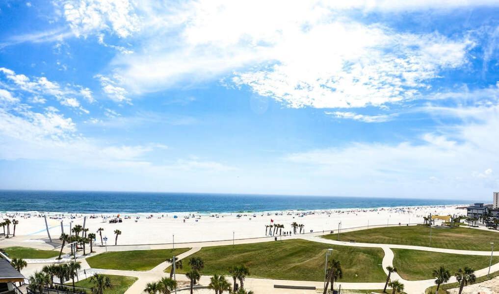 Budget Friendly Condo Within Walking Distance To The Beach! Галф Шорс Екстериор снимка